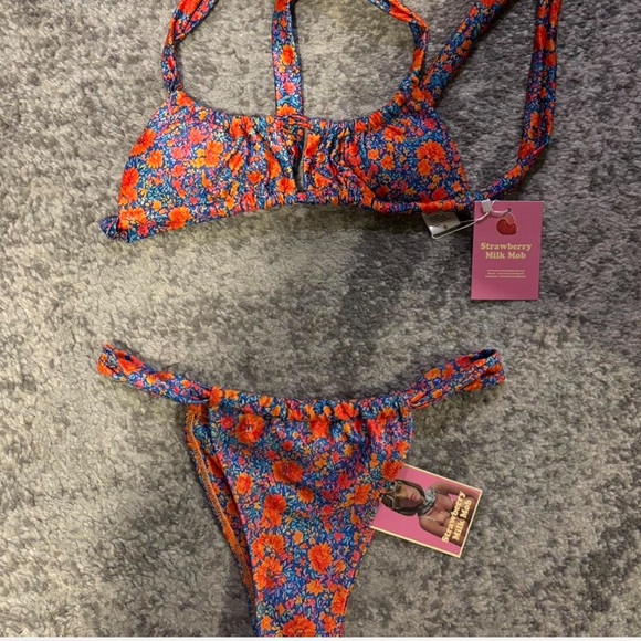 Strawberry Milk Mob Floral Bikini - Blue and Orange - Picture 2 of 2